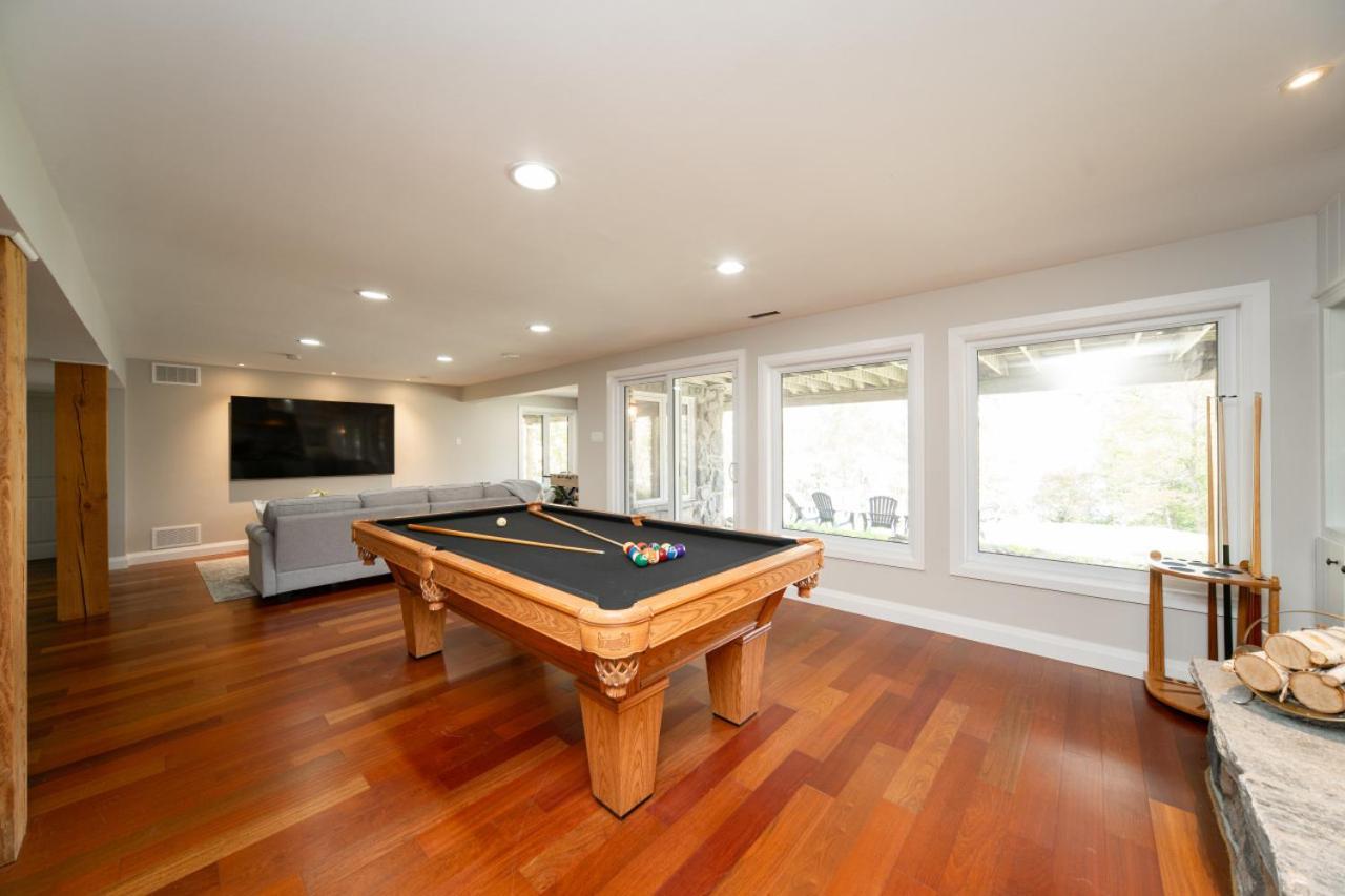 Villa Muskokawaterfront Pooltable 98Tv 6Acres Huntsville Exterior foto